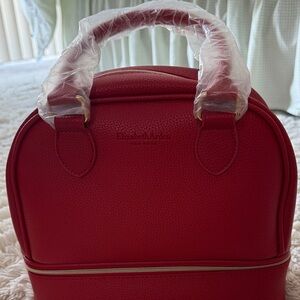 Elizabeth Arden Vibrant Red Cosmetic / Travel Case